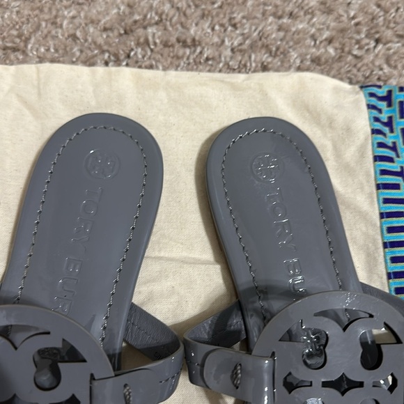 Tory Burch - Picture 3 of 8